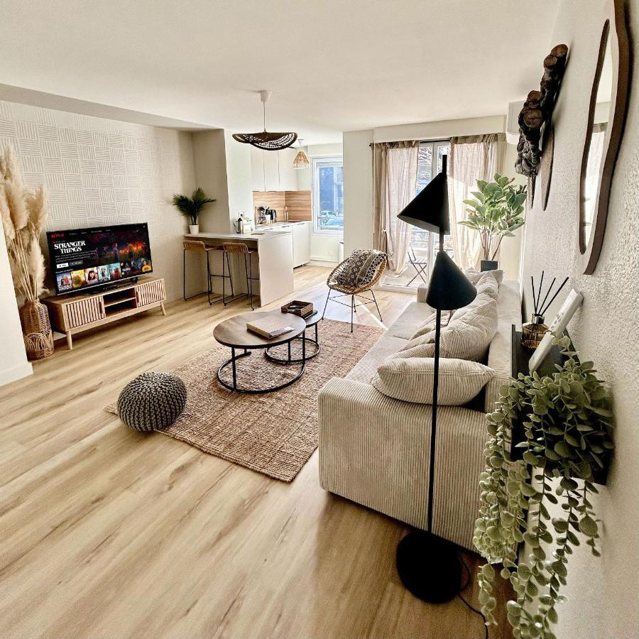 Apartment Modern 1 Bdr + Balcony + Free Parking + Ac + Pool
